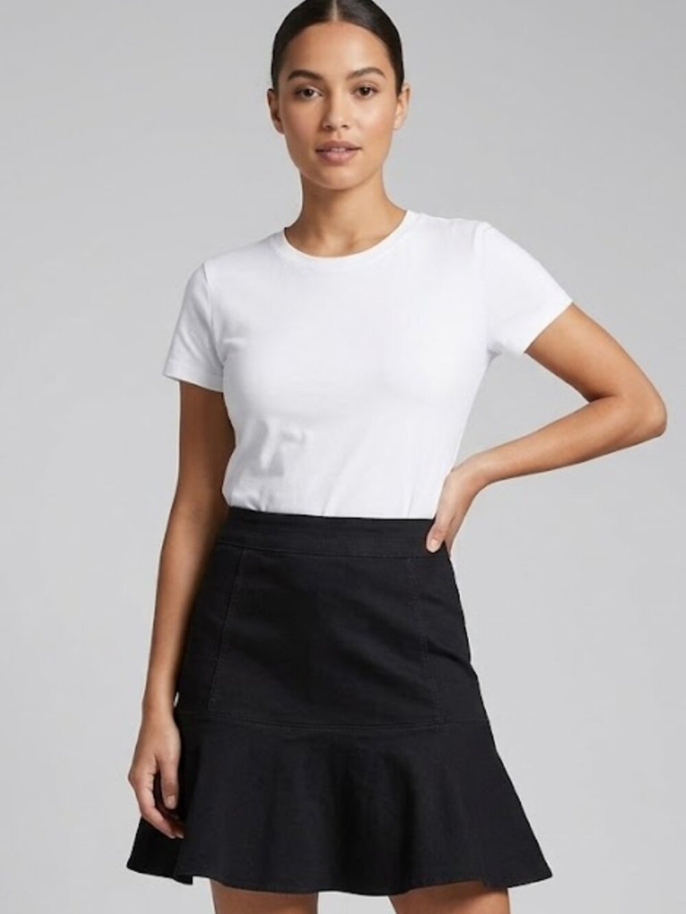 White House Black Market Black Circle Skirt